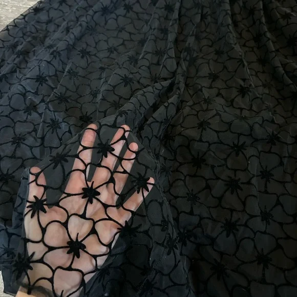 Draper James Black Floral burnout midi skirt - Picture 5 of 8